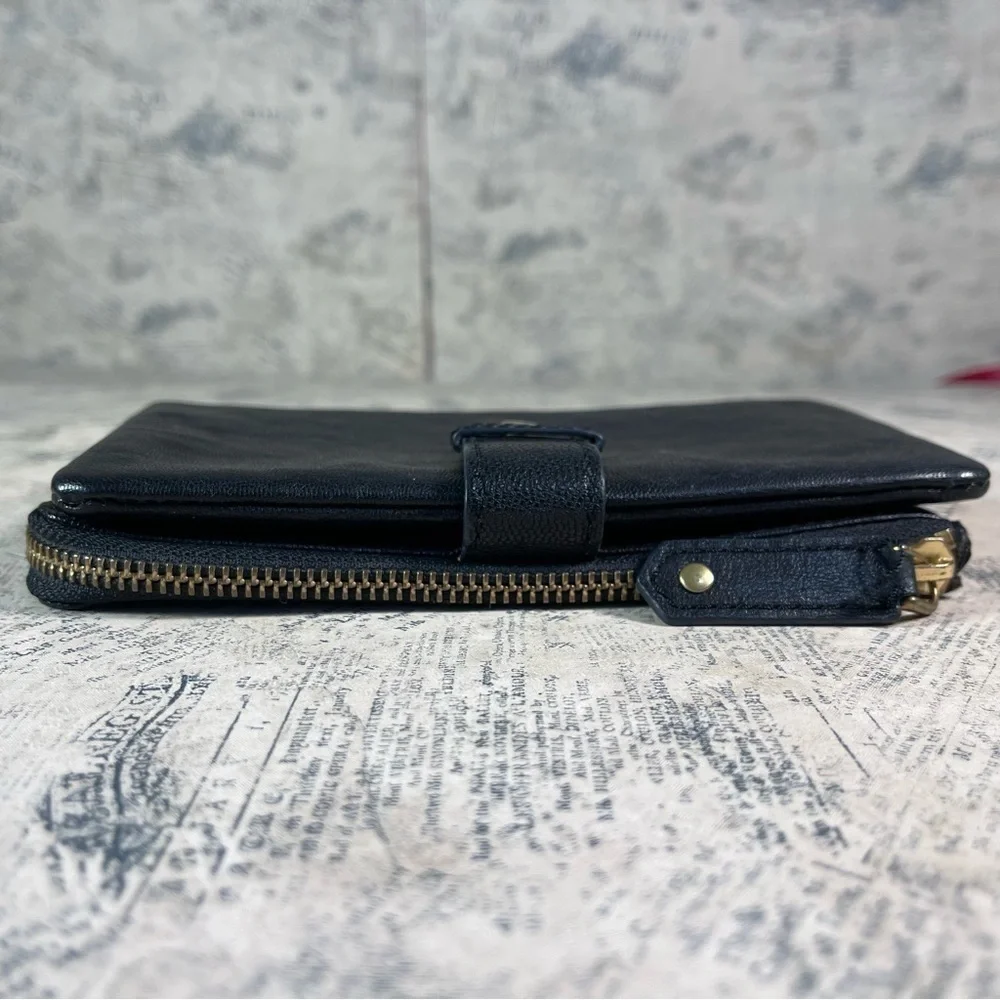 Fossil Becca Black Leather Wristlet Wallet Zip Around Organizer Clutch